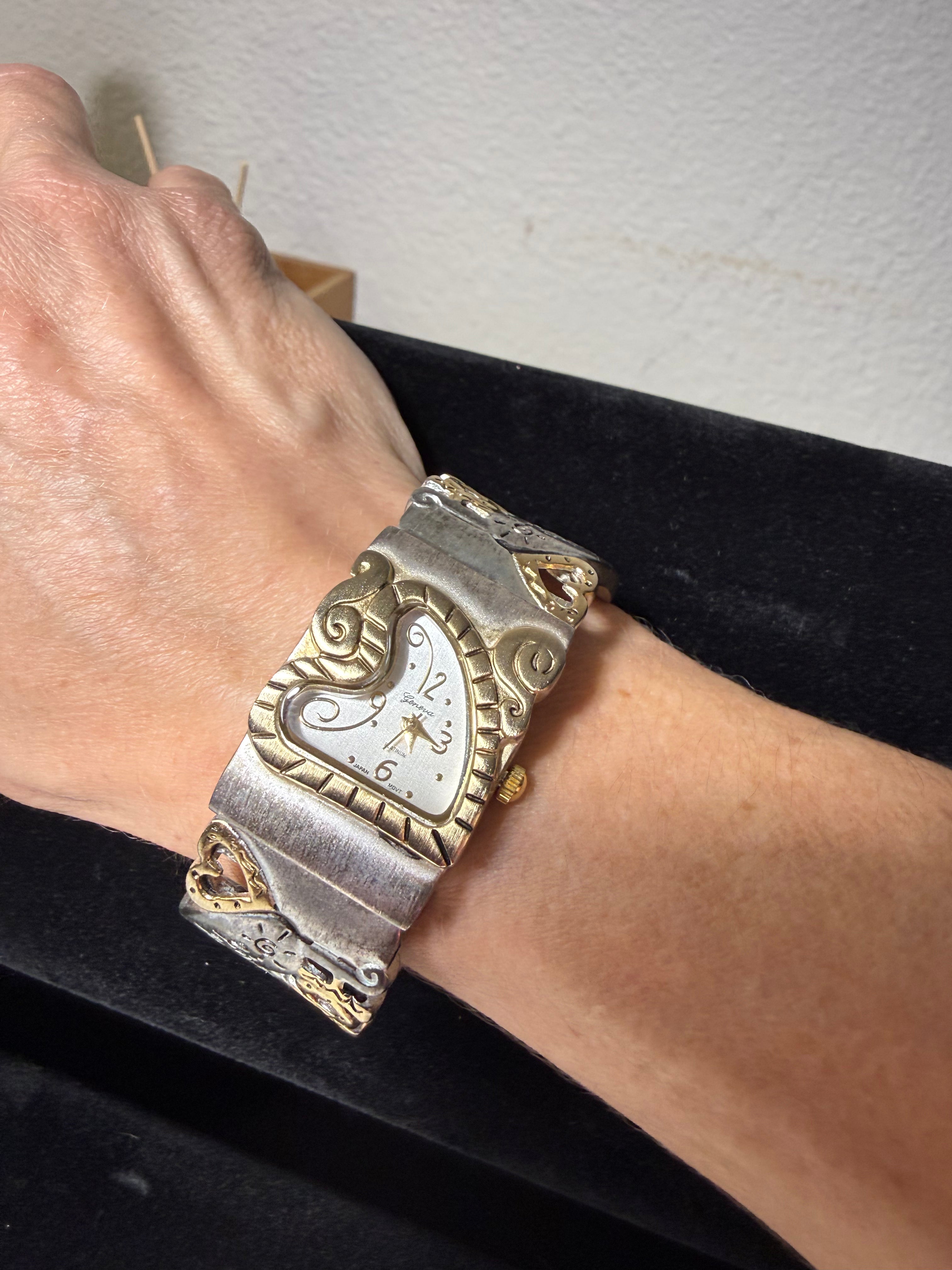 Geneva Platinum
Cuff Watch Two-tone